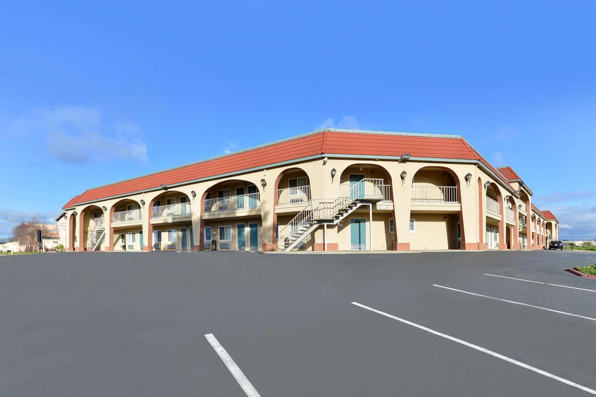 Salinas Inn Exterior foto